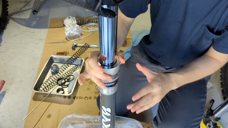 WR250R/Xのフロントフォークオーバーホール解説 | WR250Xの説明書